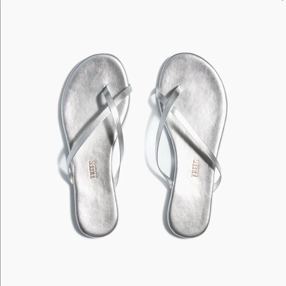 TKEES Brand New Leather Silver Sandals